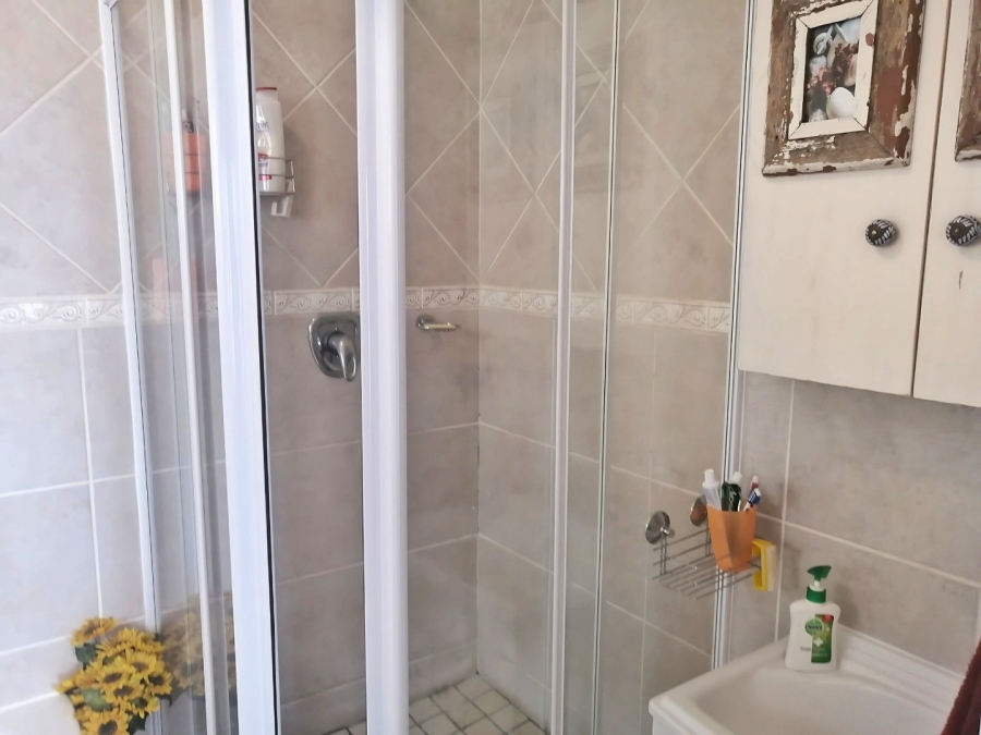 2 Bedroom Property for Sale in Reebok Western Cape